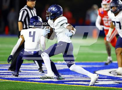 Thumbnail 3 in Sierra Canyon vs. Mater Dei (CIF SS D1 Semifinal) photogallery.