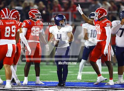 Thumbnail 2 in Sierra Canyon vs. Mater Dei (CIF SS D1 Semifinal) photogallery.