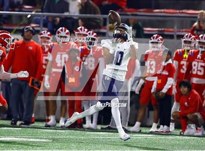 Thumbnail 2 in Sierra Canyon vs. Mater Dei (CIF SS D1 Semifinal) photogallery.