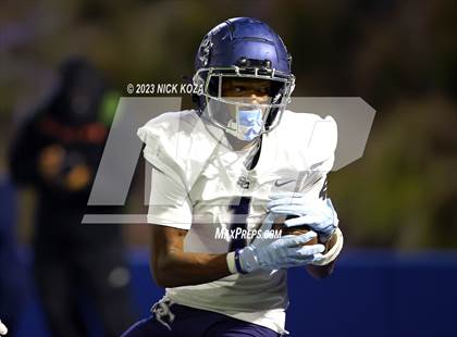 Thumbnail 2 in Sierra Canyon vs. Mater Dei (CIF SS D1 Semifinal) photogallery.