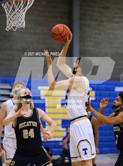 Thumbnail 2 in Decatur @ Tahoma photogallery.