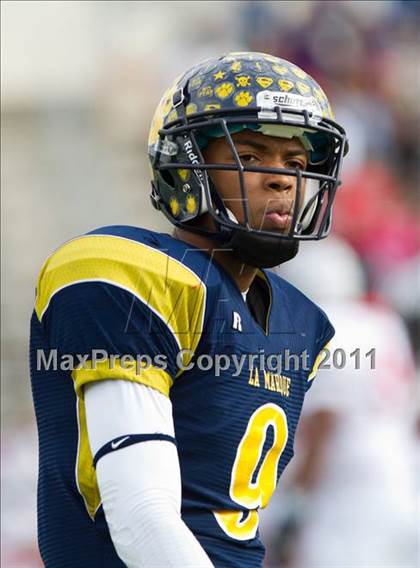 Thumbnail 2 in La Marque vs Manvel (4A Div 2 Region 3 Quarterfinal) photogallery.