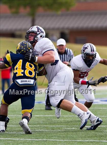Thumbnail 2 in La Marque vs Manvel (4A Div 2 Region 3 Quarterfinal) photogallery.