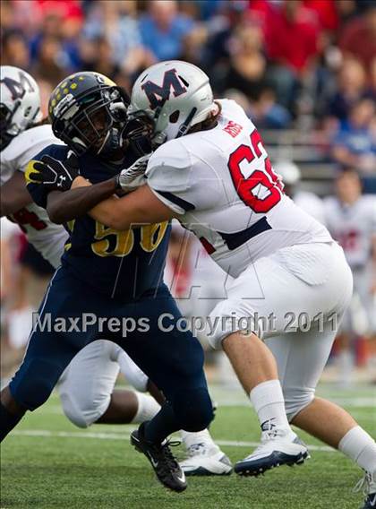 Thumbnail 1 in La Marque vs Manvel (4A Div 2 Region 3 Quarterfinal) photogallery.