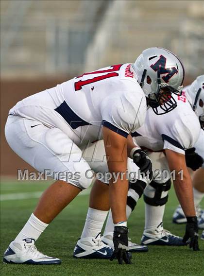 Thumbnail 3 in La Marque vs Manvel (4A Div 2 Region 3 Quarterfinal) photogallery.
