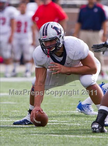 Thumbnail 3 in La Marque vs Manvel (4A Div 2 Region 3 Quarterfinal) photogallery.