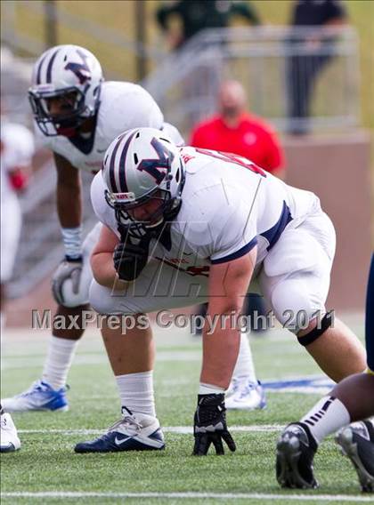 Thumbnail 2 in La Marque vs Manvel (4A Div 2 Region 3 Quarterfinal) photogallery.