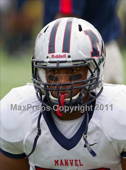 Thumbnail 2 in La Marque vs Manvel (4A Div 2 Region 3 Quarterfinal) photogallery.