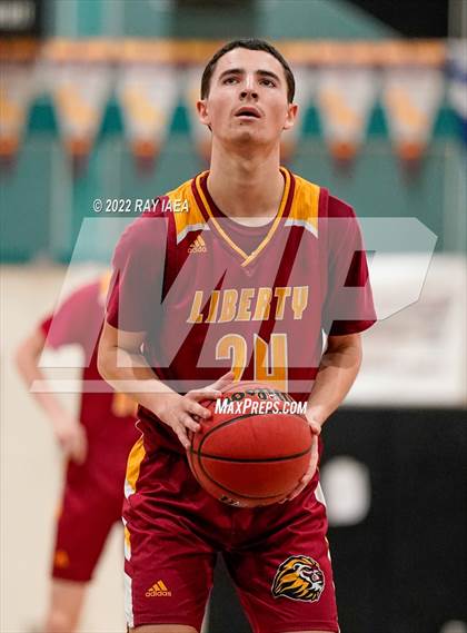 Thumbnail 1 in Liberty vs. Davis (Simply Basketball Showcase) photogallery.
