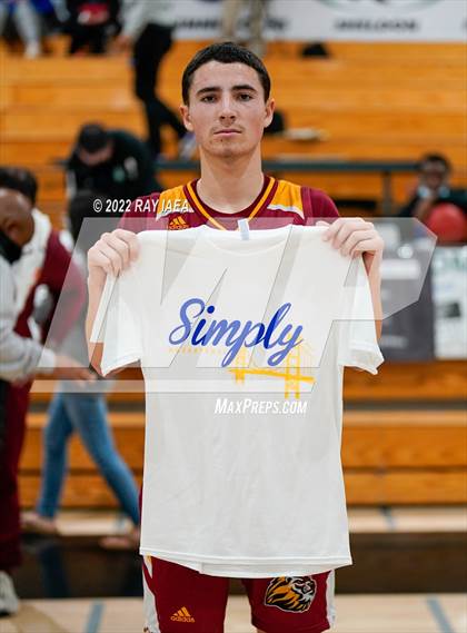 Thumbnail 3 in Liberty vs. Davis (Simply Basketball Showcase) photogallery.