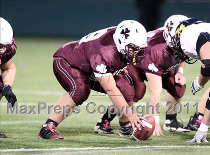 Thumbnail 1 in Victor vs. Aquinas Institute (Section 5 Class A Final) photogallery.
