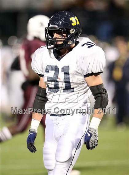 Thumbnail 2 in Victor vs. Aquinas Institute (Section 5 Class A Final) photogallery.