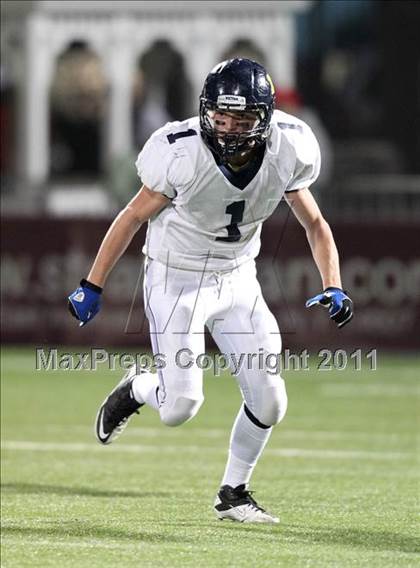 Thumbnail 1 in Victor vs. Aquinas Institute (Section 5 Class A Final) photogallery.