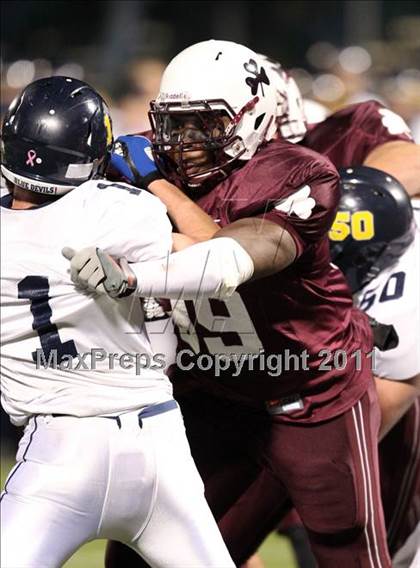 Thumbnail 1 in Victor vs. Aquinas Institute (Section 5 Class A Final) photogallery.