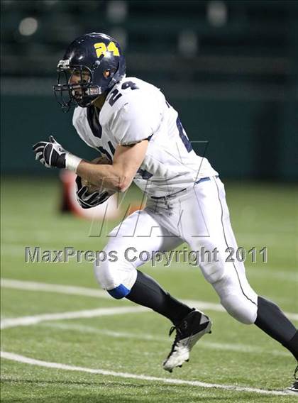 Thumbnail 3 in Victor vs. Aquinas Institute (Section 5 Class A Final) photogallery.