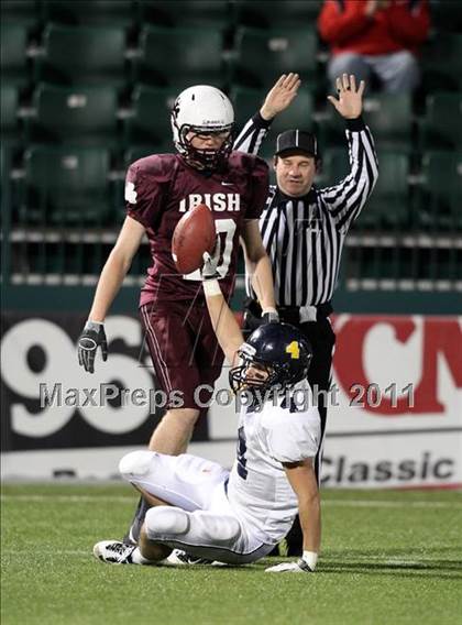 Thumbnail 2 in Victor vs. Aquinas Institute (Section 5 Class A Final) photogallery.