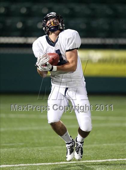 Thumbnail 2 in Victor vs. Aquinas Institute (Section 5 Class A Final) photogallery.