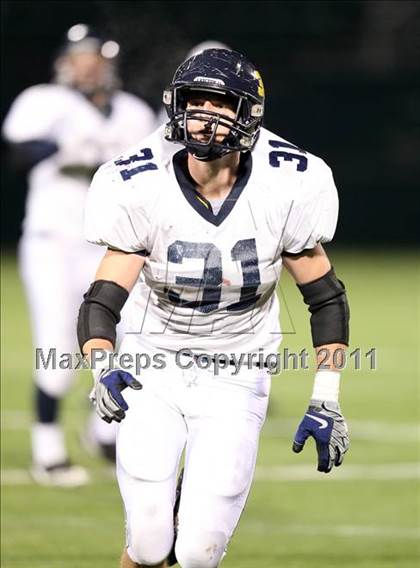 Thumbnail 3 in Victor vs. Aquinas Institute (Section 5 Class A Final) photogallery.