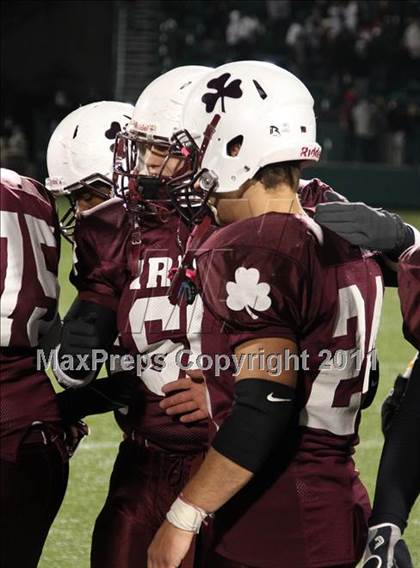 Thumbnail 2 in Victor vs. Aquinas Institute (Section 5 Class A Final) photogallery.