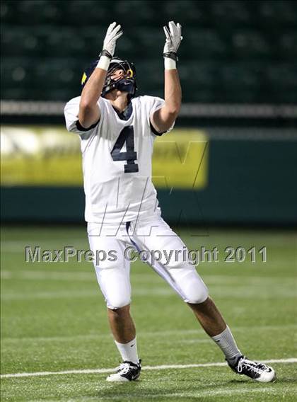 Thumbnail 1 in Victor vs. Aquinas Institute (Section 5 Class A Final) photogallery.