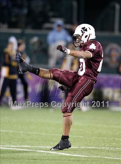Thumbnail 3 in Victor vs. Aquinas Institute (Section 5 Class A Final) photogallery.