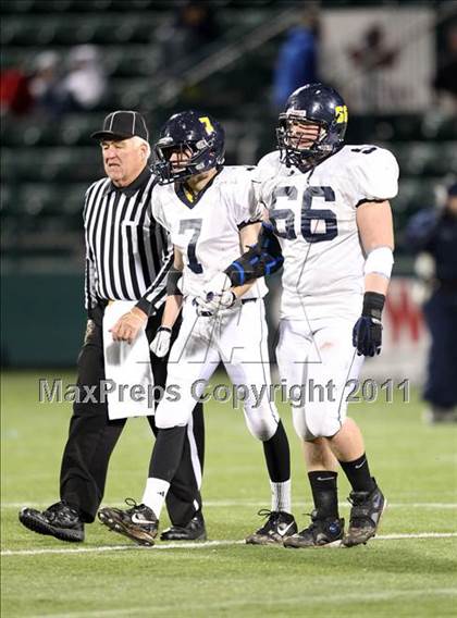 Thumbnail 2 in Victor vs. Aquinas Institute (Section 5 Class A Final) photogallery.