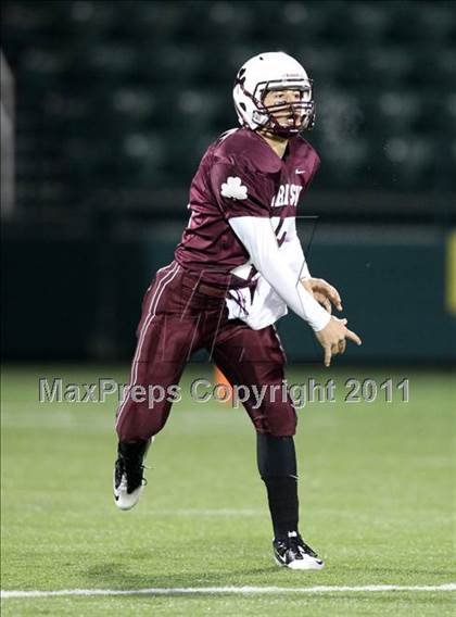 Thumbnail 2 in Victor vs. Aquinas Institute (Section 5 Class A Final) photogallery.