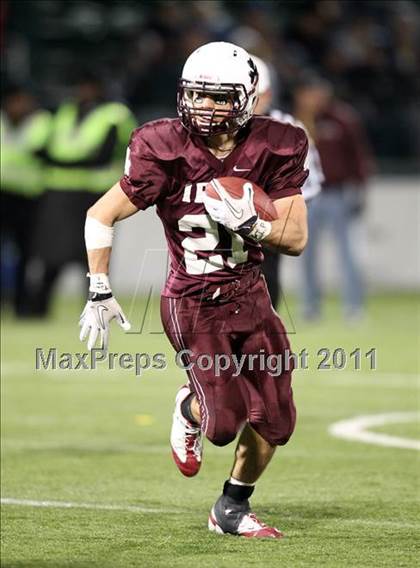 Thumbnail 2 in Victor vs. Aquinas Institute (Section 5 Class A Final) photogallery.