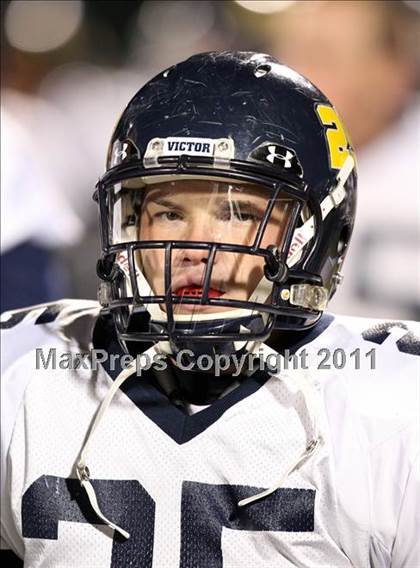 Thumbnail 2 in Victor vs. Aquinas Institute (Section 5 Class A Final) photogallery.