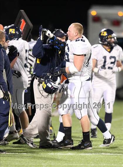 Thumbnail 3 in Victor vs. Aquinas Institute (Section 5 Class A Final) photogallery.