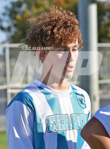 Thumbnail 1 in Cheyenne vs Sky Pointe (3A Southern Region Playoffs Quarterfinals) photogallery.