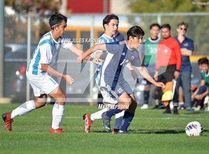 Thumbnail 2 in Cheyenne vs Sky Pointe (3A Southern Region Playoffs Quarterfinals) photogallery.
