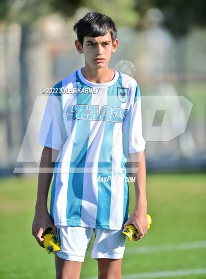Thumbnail 2 in Cheyenne vs Sky Pointe (3A Southern Region Playoffs Quarterfinals) photogallery.