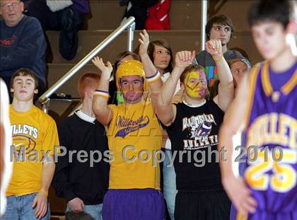 Thumbnail 3 in Auburn vs. Williamsville (Sangamon County Tourney Semi-final) photogallery.