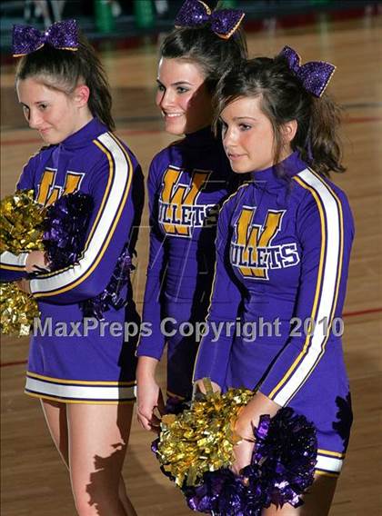 Thumbnail 2 in Auburn vs. Williamsville (Sangamon County Tourney Semi-final) photogallery.