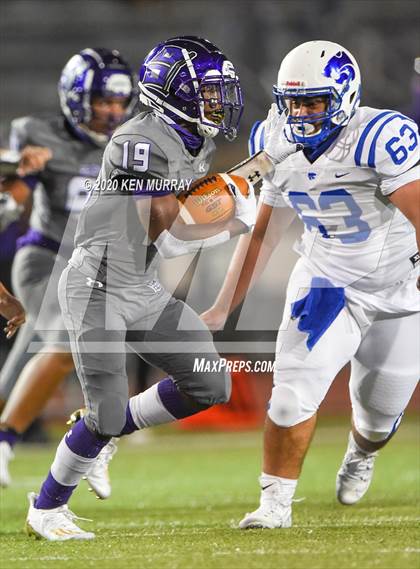 Thumbnail 3 in Cypress Creek vs Klein Cain photogallery.