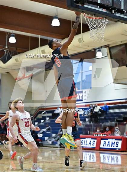 Thumbnail 2 in Silas vs Eastmont (T-Town Throwdown) photogallery.