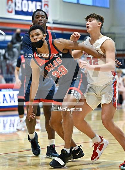 Thumbnail 1 in Silas vs Eastmont (T-Town Throwdown) photogallery.