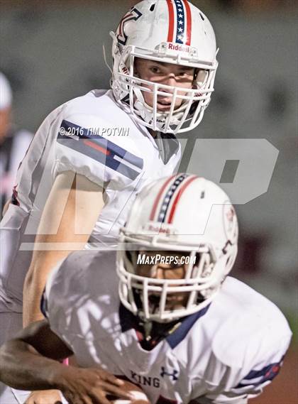 Thumbnail 3 in King vs Paloma Valley (CIF Division 5 Round 1 Playoff) photogallery.