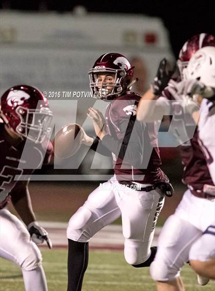 Thumbnail 3 in King vs Paloma Valley (CIF Division 5 Round 1 Playoff) photogallery.