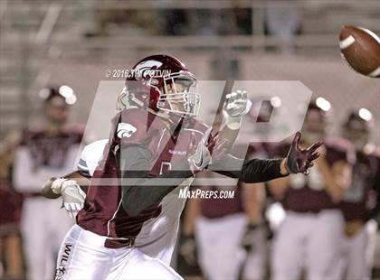 Thumbnail 3 in King vs Paloma Valley (CIF Division 5 Round 1 Playoff) photogallery.