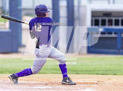 Thumbnail 3 in Calallen vs. Navarro (UIL 4A Regional Semifinal) photogallery.