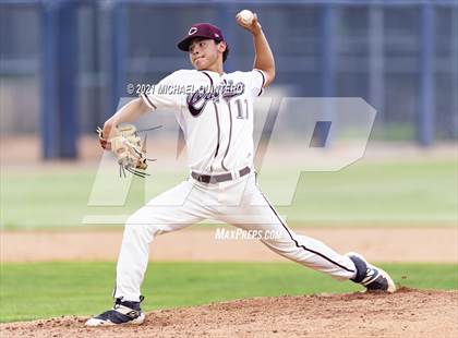 Thumbnail 2 in Calallen vs. Navarro (UIL 4A Regional Semifinal) photogallery.