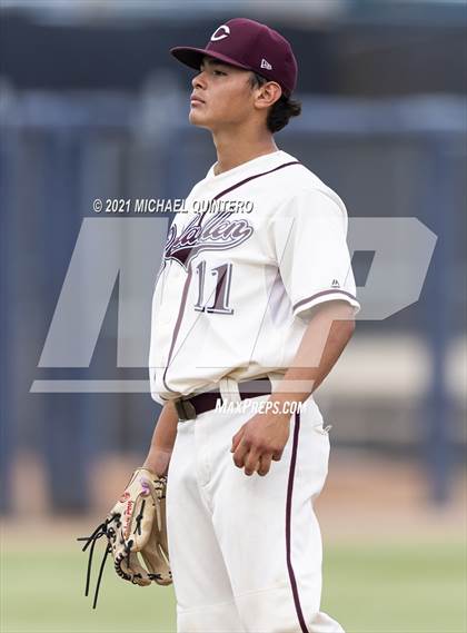 Thumbnail 1 in Calallen vs. Navarro (UIL 4A Regional Semifinal) photogallery.