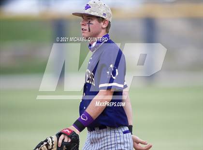 Thumbnail 3 in Calallen vs. Navarro (UIL 4A Regional Semifinal) photogallery.