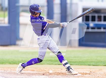 Thumbnail 1 in Calallen vs. Navarro (UIL 4A Regional Semifinal) photogallery.