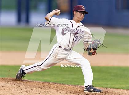 Thumbnail 2 in Calallen vs. Navarro (UIL 4A Regional Semifinal) photogallery.