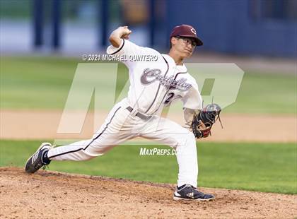 Thumbnail 2 in Calallen vs. Navarro (UIL 4A Regional Semifinal) photogallery.