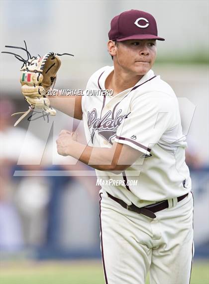 Thumbnail 3 in Calallen vs. Navarro (UIL 4A Regional Semifinal) photogallery.