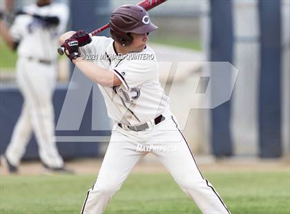 Thumbnail 2 in Calallen vs. Navarro (UIL 4A Regional Semifinal) photogallery.